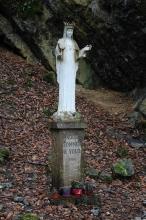 Grotte Notre dame de Beauraing  Sautour