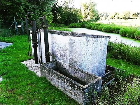 fontaine abreuvoir